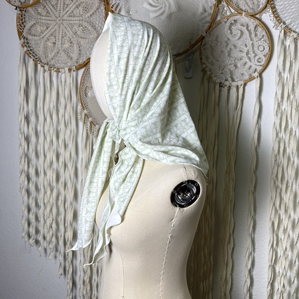 Burberry London Green and White Sarong or Hair Scarf - Picture 7 of 12